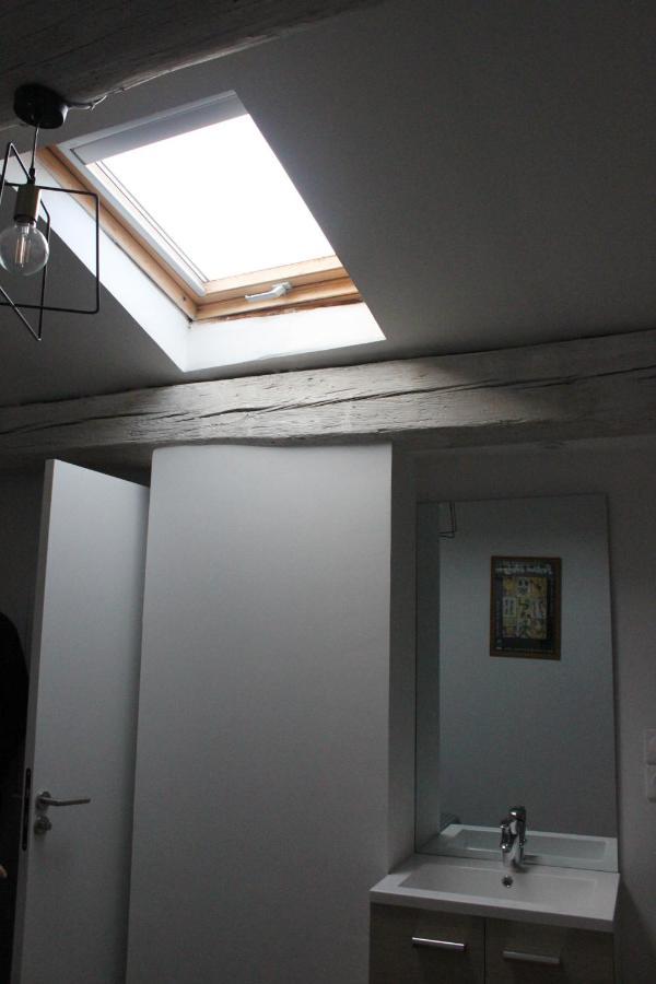 Le Refuge Des Arenes Apartment Arles Luaran gambar